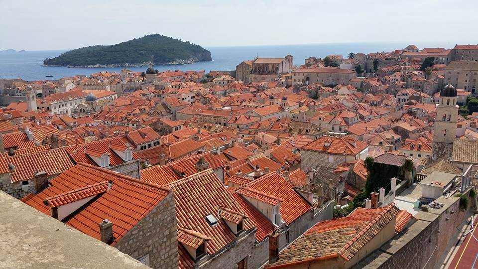 Un "mar rojo" sobre Dubrovnik