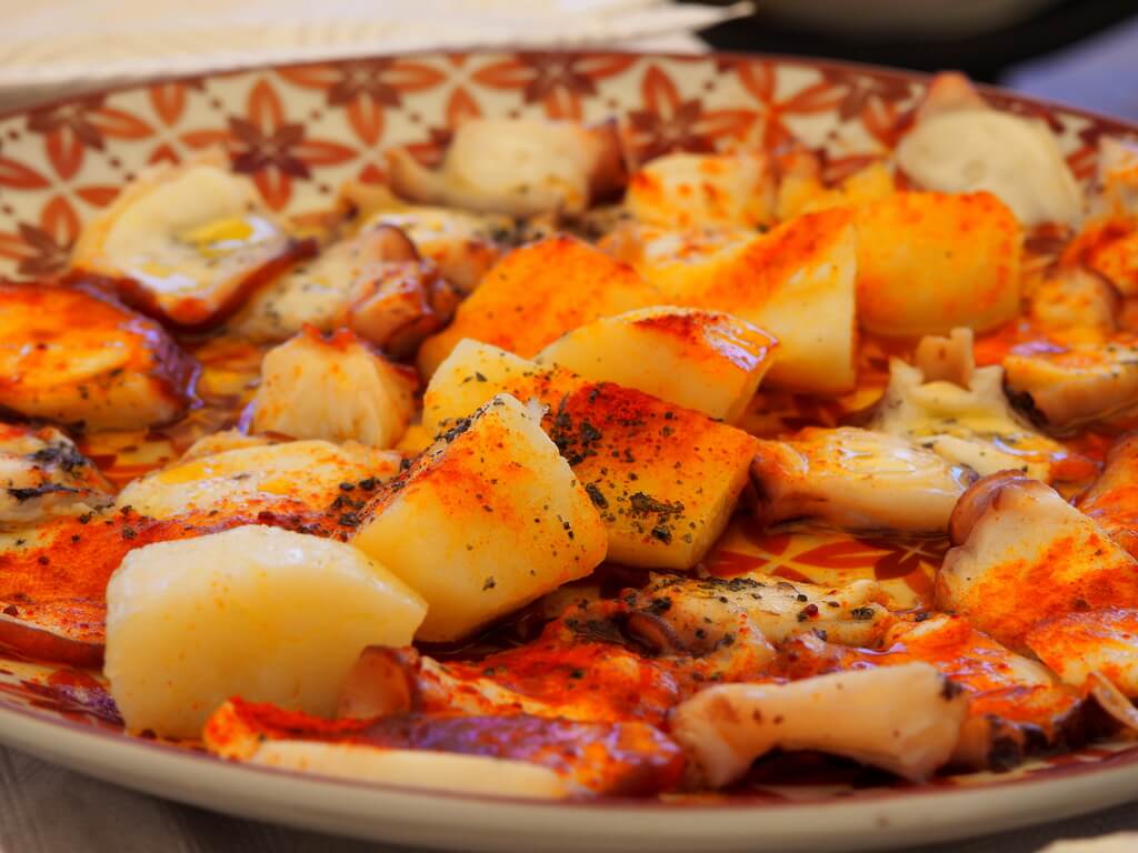 Ración de pulpo a la gallega