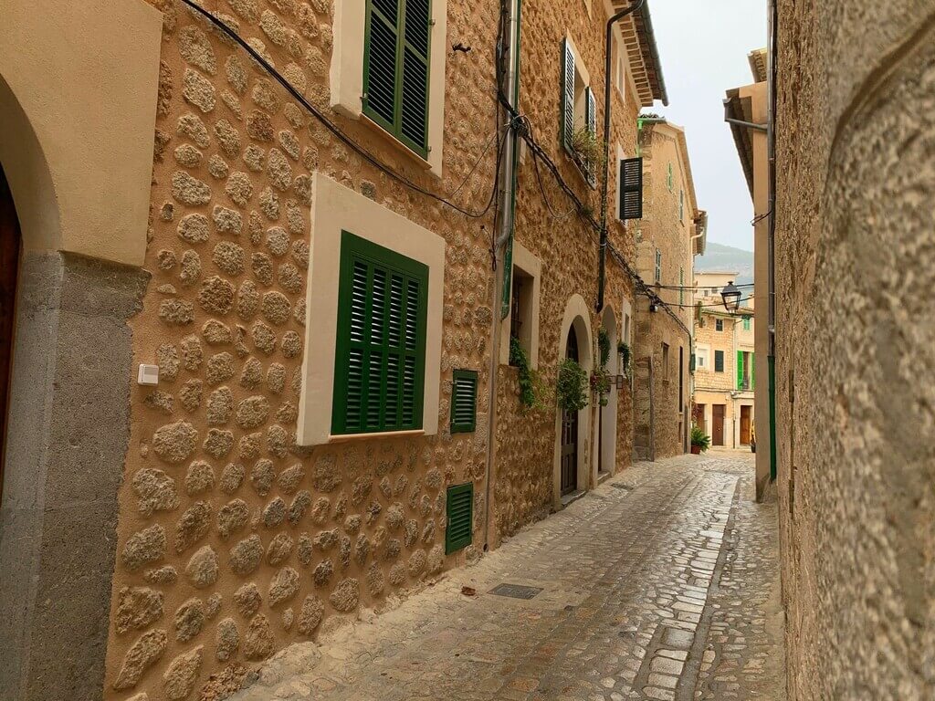 Una calle cualquiera de Sòller