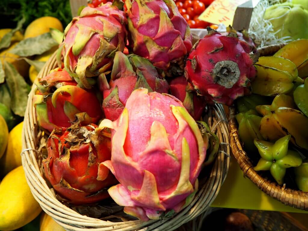 Frutas exóticas en el Mercado de Vegueta