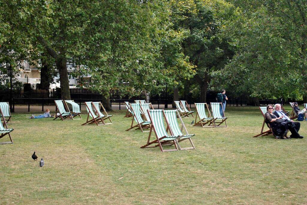 Sillas para tomar el sol en Hyde Park