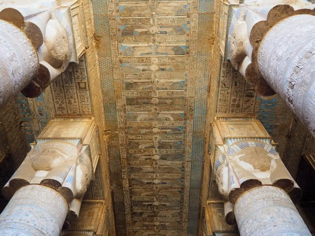 los templos de Dendera y Abydos