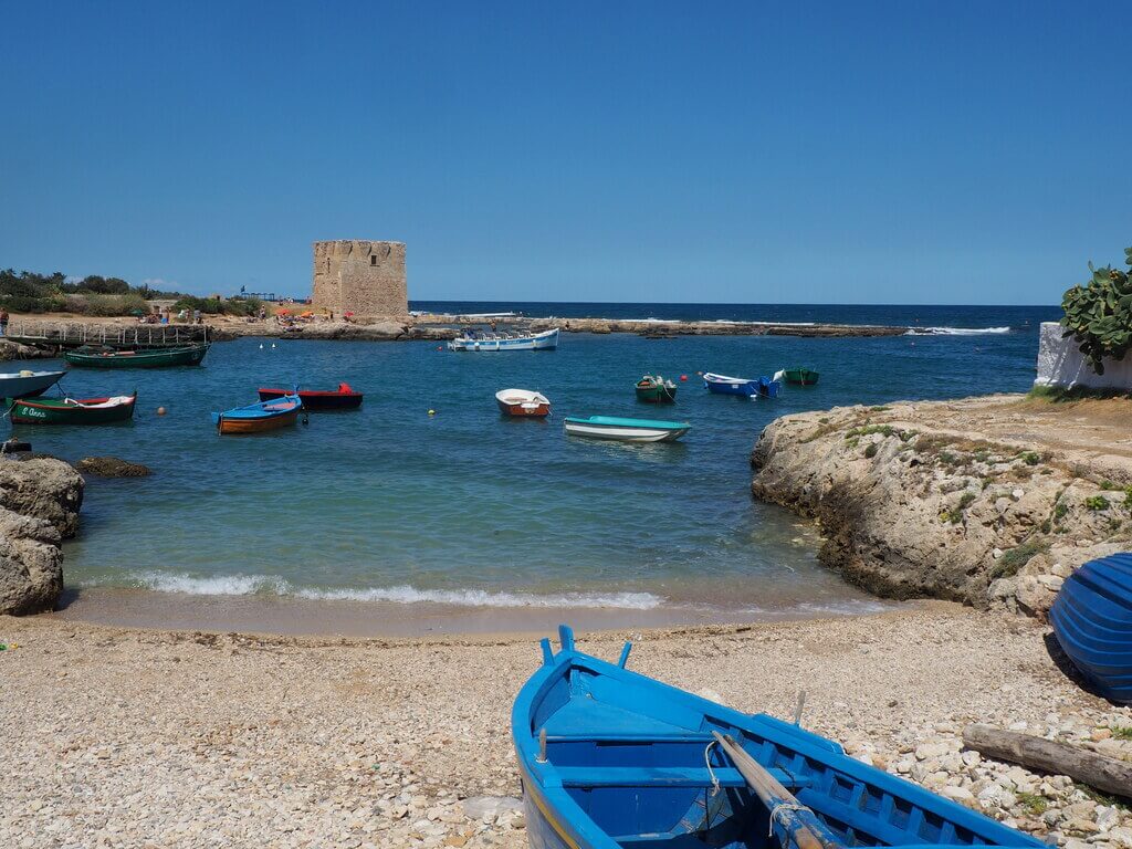 El bonito Puerto de San Vito