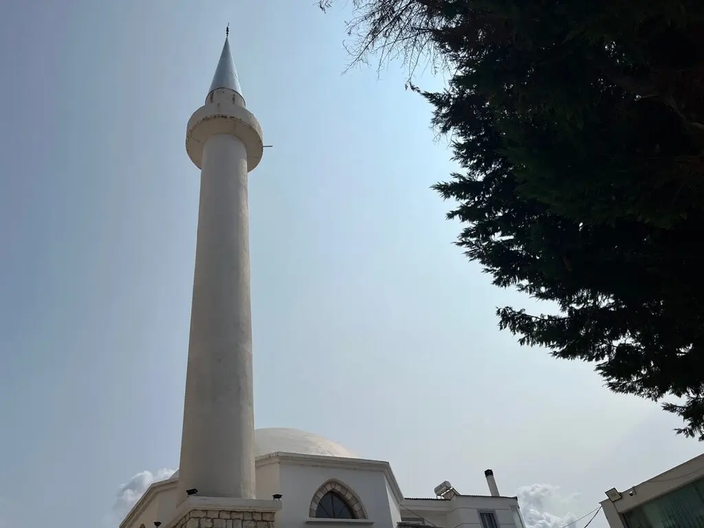 Una de las mezquitas de Sarandë