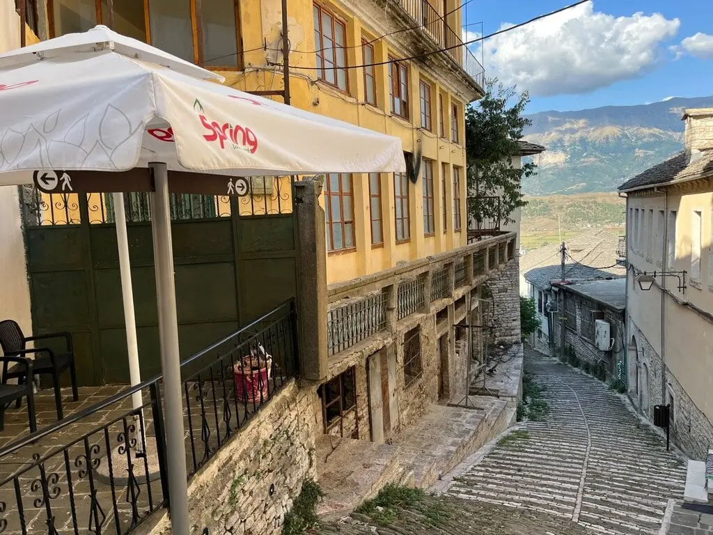 Calles de Gjirokastra