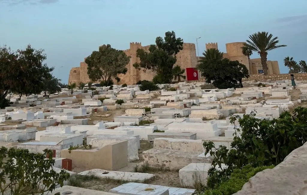Cementerio Sidi El Mezri Monastir en un día